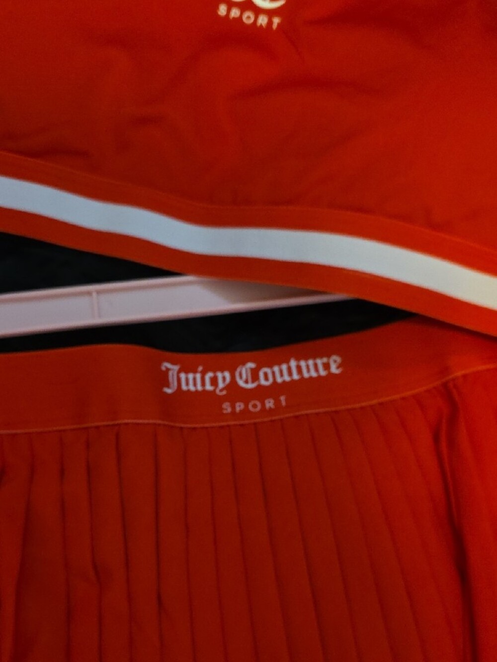 Juicy Couture Red and White Set - Picture 2 of 5